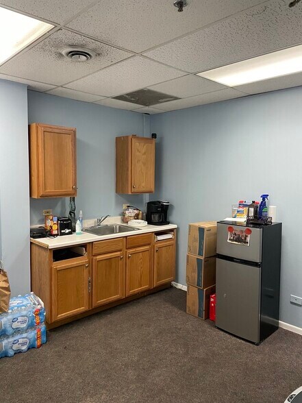 More Photos Of 9999 W Roosevelt Rd, Westchester Office For Sale