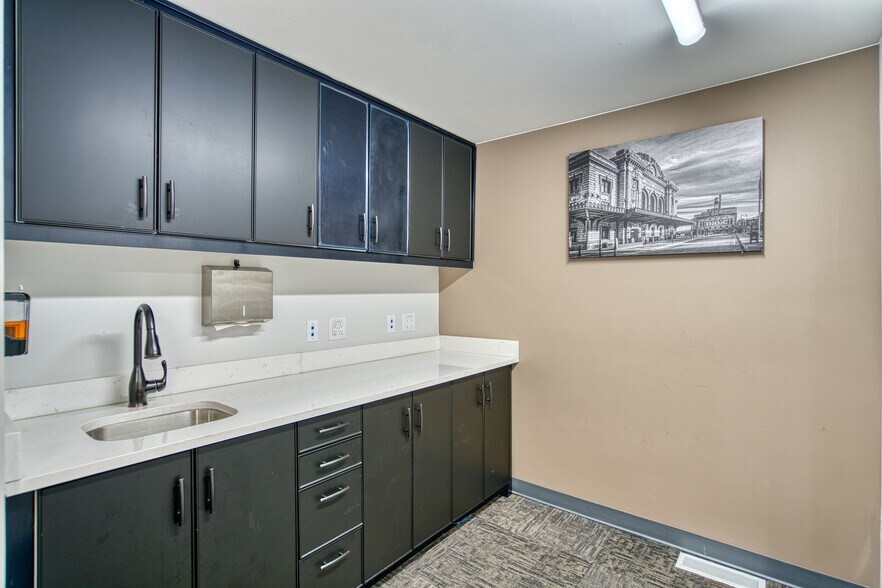 More Photos Of 8389 Cherokee St, Denver Freestanding For Sale