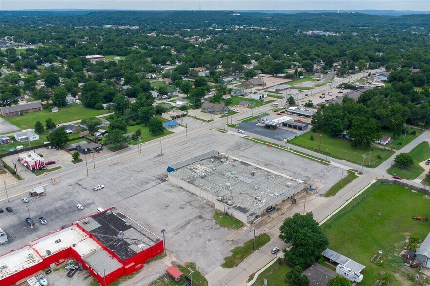 More Photos Of 4915 S Union Ave, Tulsa Office For Sale