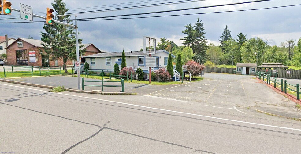 More Photos Of 596-602 Hamlin Hwy, Hamlin Restaurant For Sale