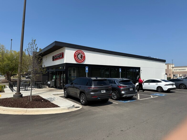 More Photos Of 781 SR 96, Warner Robins Fast Food For Sale