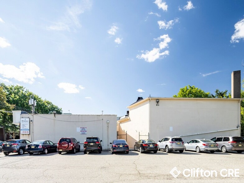 More Photos Of 84-96 Market St, Clifton Storefront For Sale