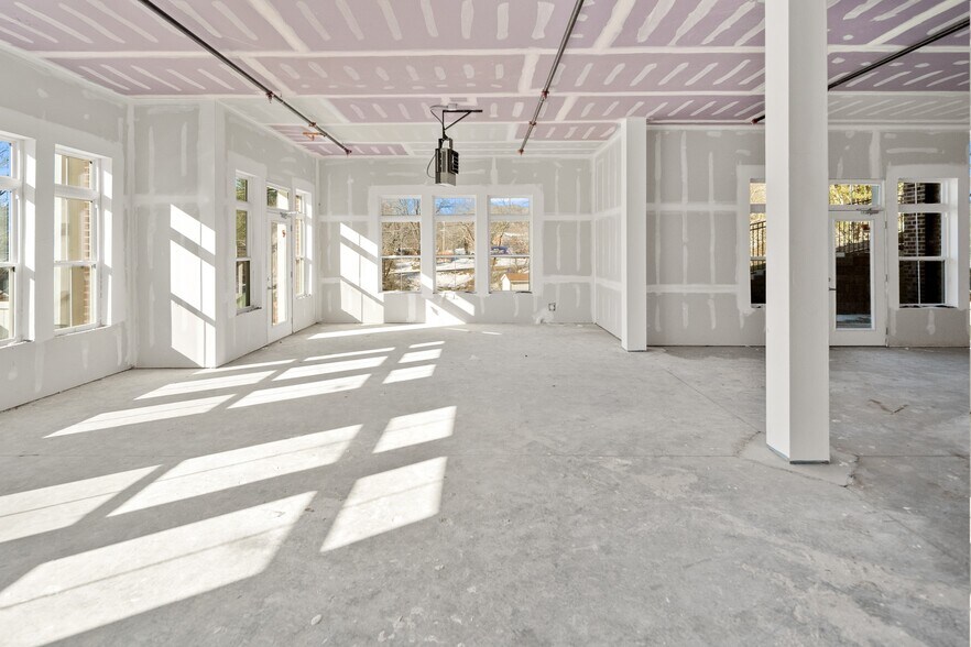 More Photos Of 155 & 221 Robinson Way, Boone Apartments For Lease