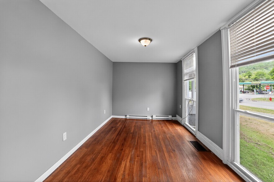 More Photos Of 464 Main St, New Milford Storefront Retail Office For Sale
