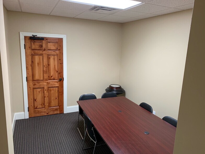 More Photos Of 6267 Old Water Oak Rd, Tallahassee Unknown For Lease