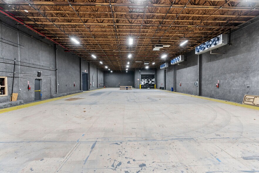 More Photos Of 4865 Arthur Kill Rd, Staten Island Warehouse For Sale