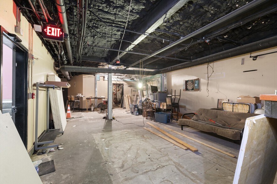 More Photos Of 16-20 Market Sq, Knoxville Apartments For Sale