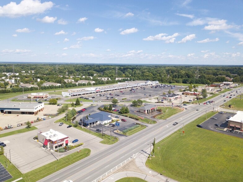 More Photos Of 1200-1260 Ohio Pike, Amelia Unknown For Lease