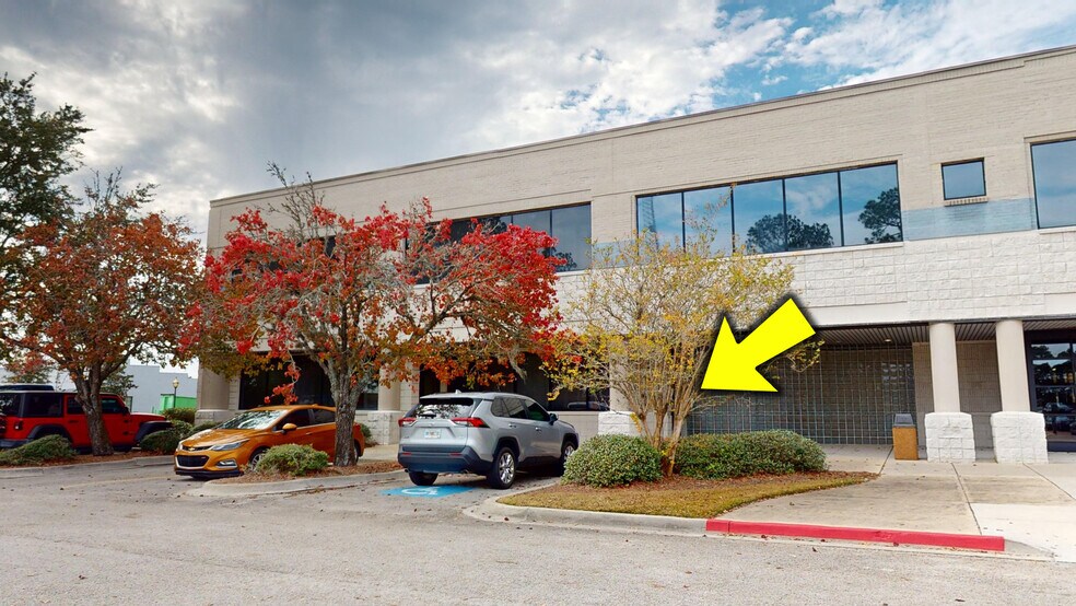 More Photos Of 130 N Gross Rd, Kingsland Medical For Sale