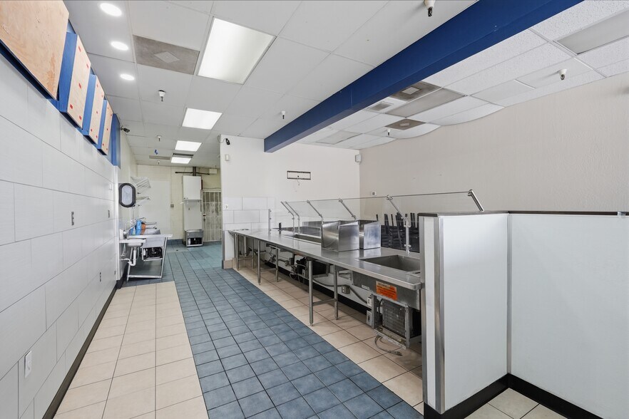 More Photos Of 867-873 Sutton Way, Grass Valley General Retail For Lease