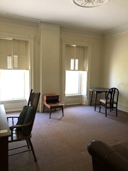 More Photos Of 8196 Green Rd, Hubbardsville Apartments For Sale