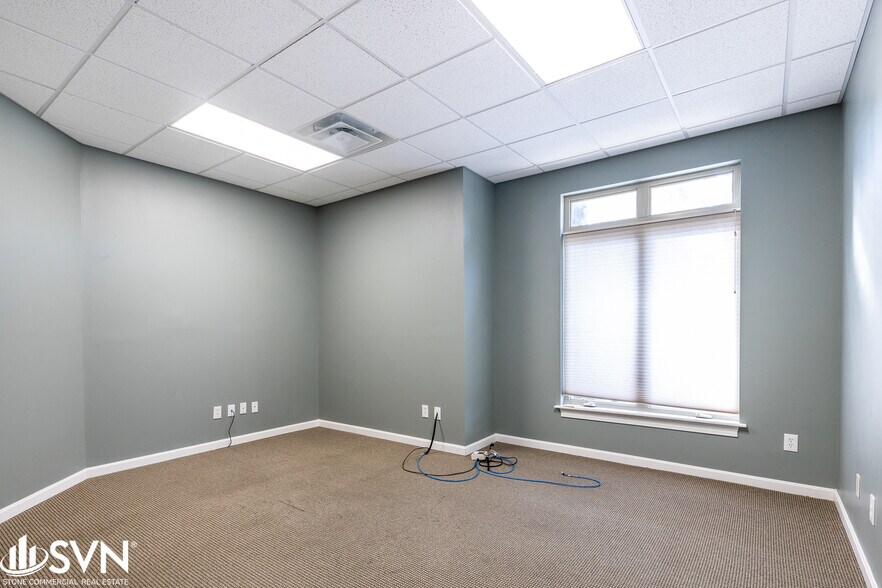 More Photos Of 1031 Wellington Way, Lexington Medical For Sale