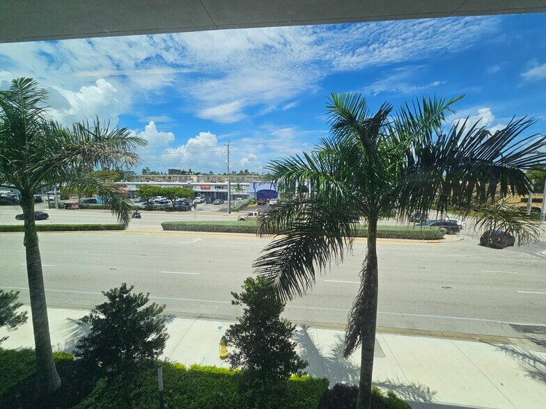 More Photos Of 1000-1100 E Hallandale Beach Blvd, Hallandale Beach Office For Sale