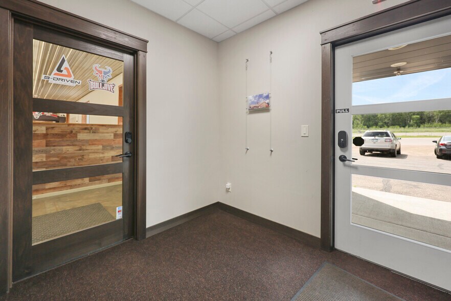 More Photos Of 5150 Marson Dr, Sauk Rapids Light Manufacturing For Lease