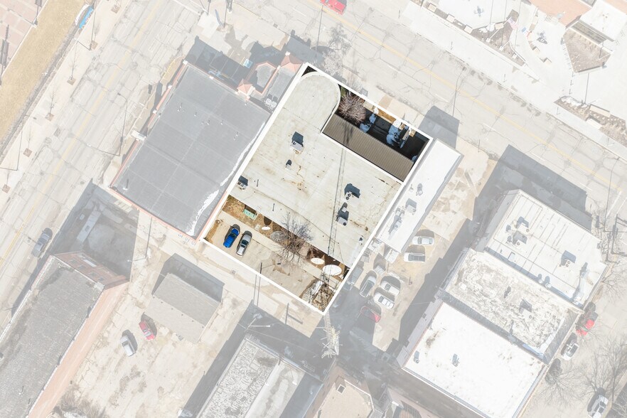 More Photos Of 512 Jefferson Street, Waterloo Office Residential For Sale