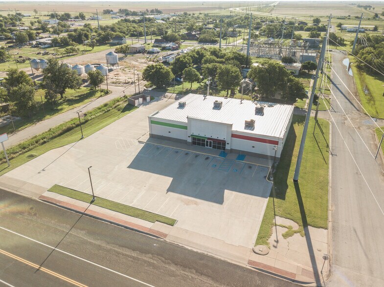 More Photos Of 302 N Birch Ave, Munday General Retail For Sale