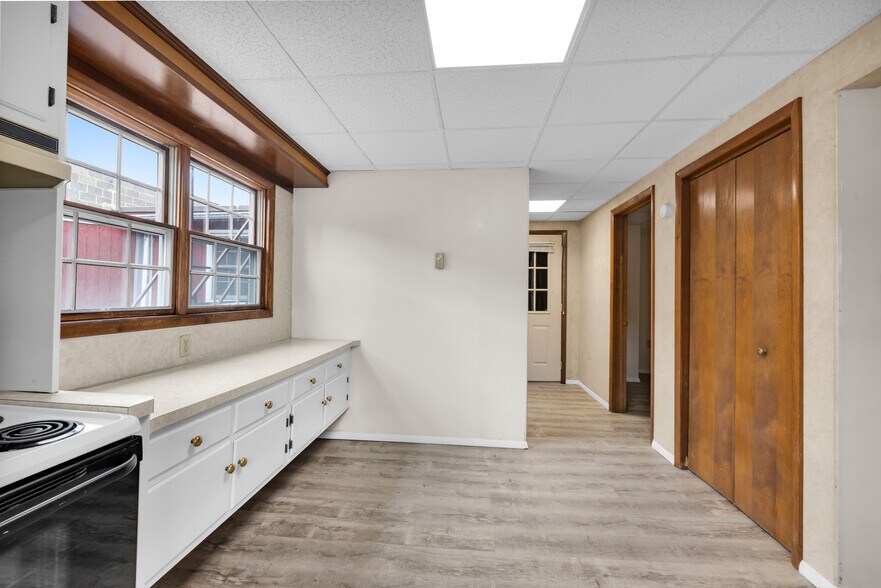 More Photos Of 110 W Ridge St, Lansford Apartments For Sale