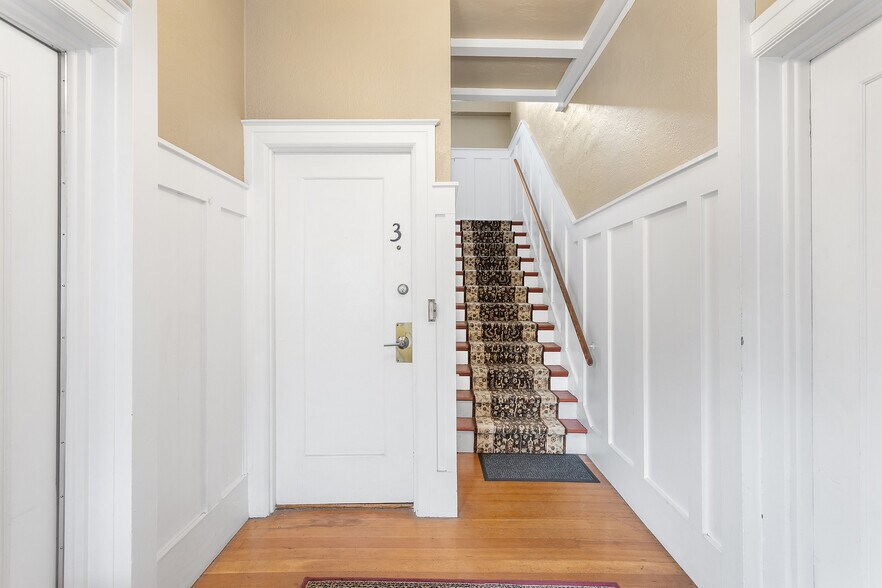 More Photos Of 123-133 Echo Ave, Oakland Apartments For Sale