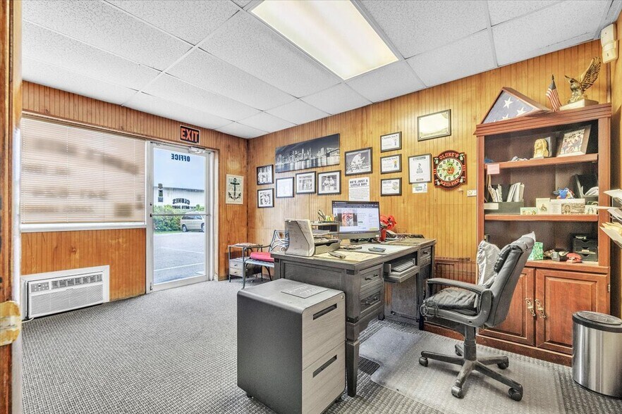 More Photos Of 23415 Janice Ave, Port Charlotte Warehouse For Sale