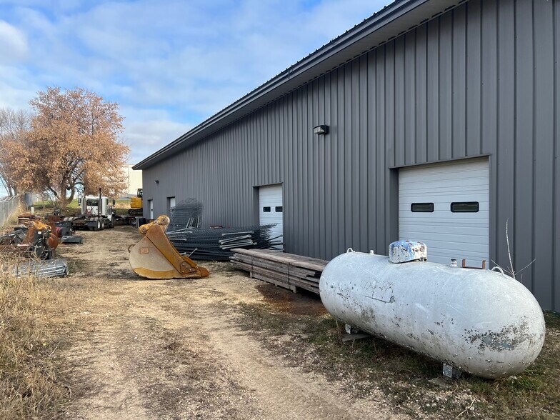 More Photos Of 220 Raemisch Rd, Waunakee Warehouse For Sale