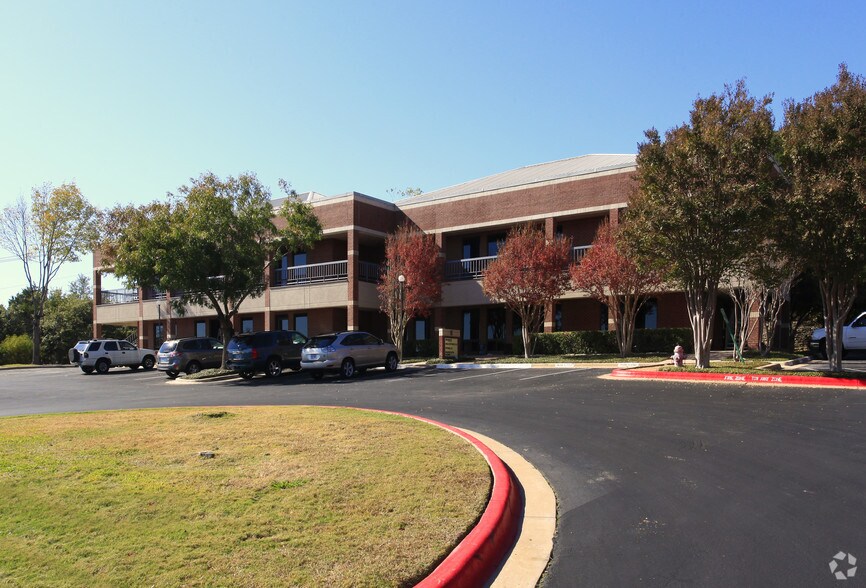 More Photos Of 6101 W Courtyard Dr, Austin Unknown For Lease