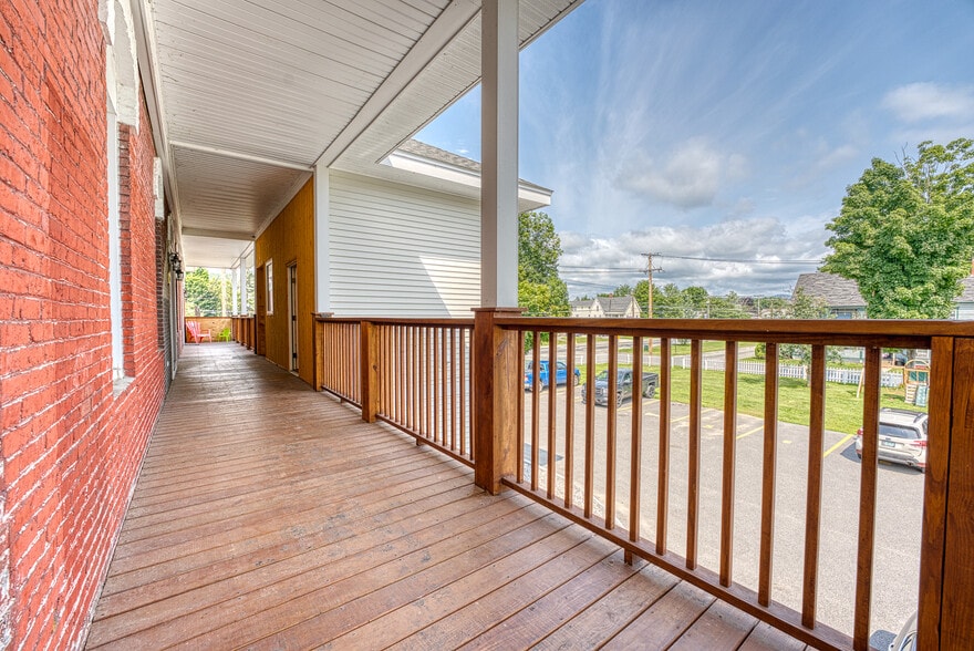 More Photos Of 2 Perkins Pl, Woodsville Apartments For Sale