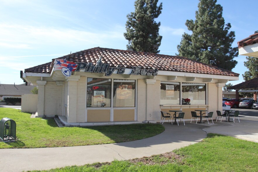More Photos Of 110-198 E Yorba Linda Blvd, Placentia Unknown For Lease