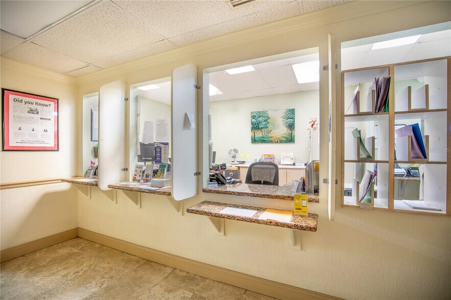 More Photos Of 1135 Lake Ave, Clermont Medical For Sale