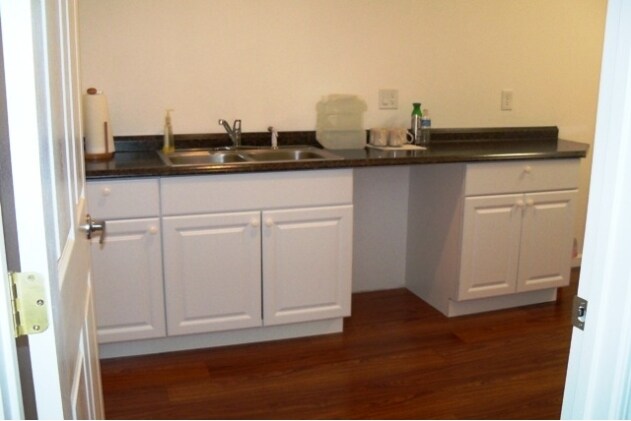 More Photos Of 438 Pyramid Way, Sparks Office For Sale