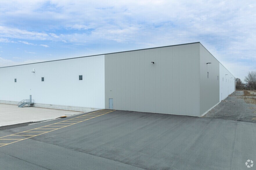More Photos Of 24 Marble St, Hammond Warehouse For Sale