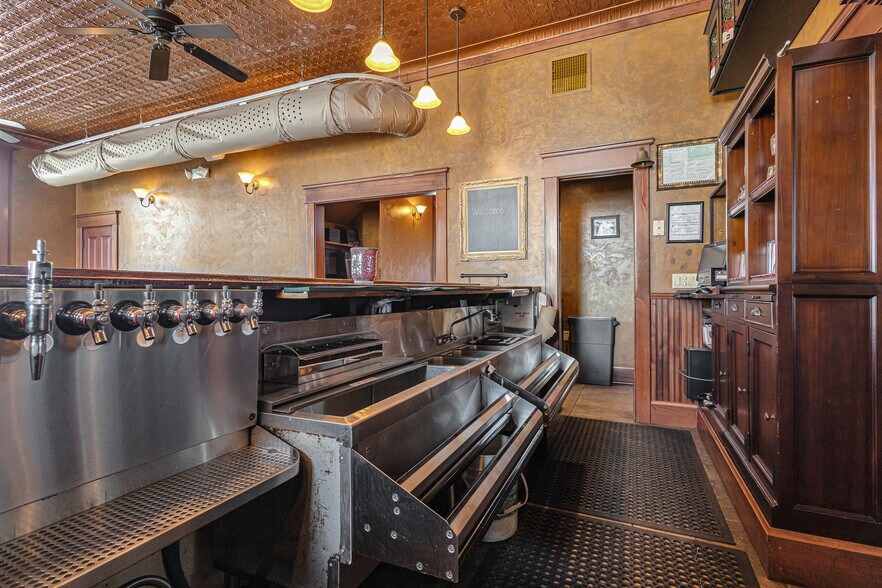 More Photos Of 20931 Main St, Collins Restaurant For Sale