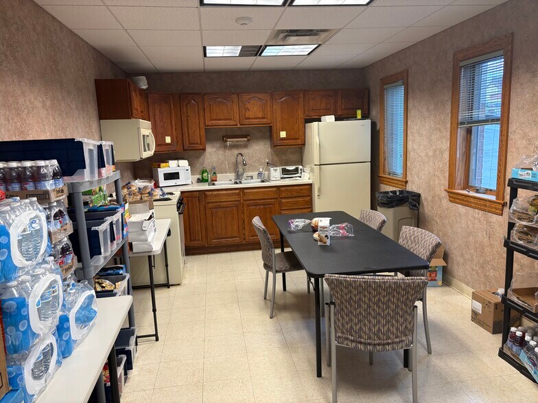 More Photos Of 3452 Brodhead Rd, Monaca Medical For Lease