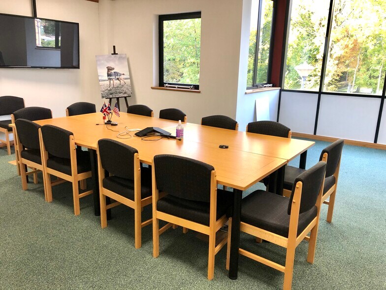 More Photos Of Adderbury Ct, Banbury Office For Lease