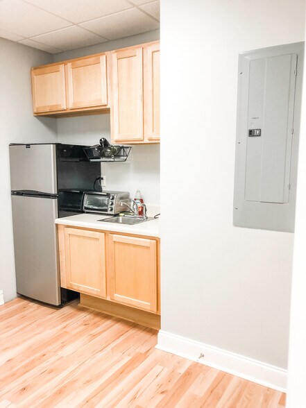 More Photos Of 5003 Southpark Dr, Durham Medical For Sale