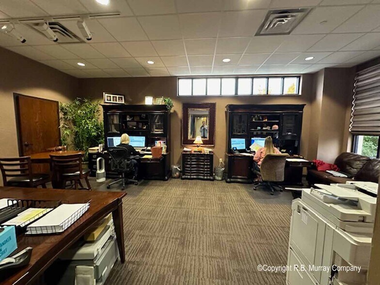 More Photos Of 3250 S Delaware Ave, Springfield Medical For Sale