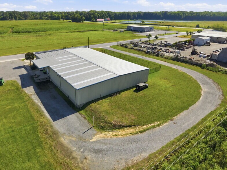 More Photos Of 3655 Peace St, Farmville Industrial For Lease