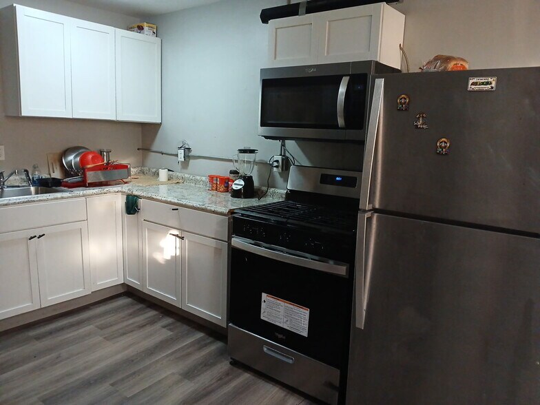 More Photos Of 118-120 N Main St, Hebron General Retail For Sale
