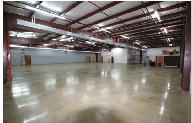 More Photos Of 2888 Nationwide Pky, Brunswick Light Manufacturing For Lease