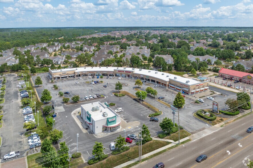 More Photos Of 4202 Hacks Cross Rd, Memphis Storefront For Lease