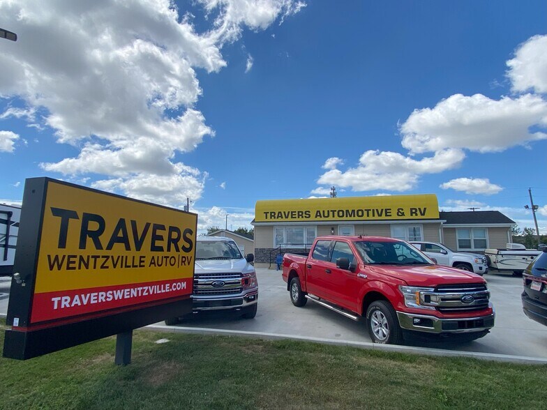 More Photos Of 12542 Veterans Memorial Pky, Wentzville Auto Dealership For Lease
