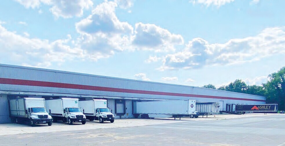 More Photos Of 35 Manning Rd, Enfield Distribution For Lease