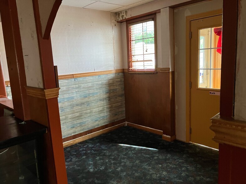 More Photos Of 7356 Rhea County Hwy, Dayton Restaurant For Lease
