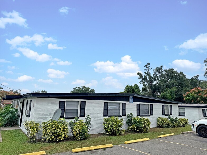 More Photos Of , Thonotosassa Multifamily For Sale