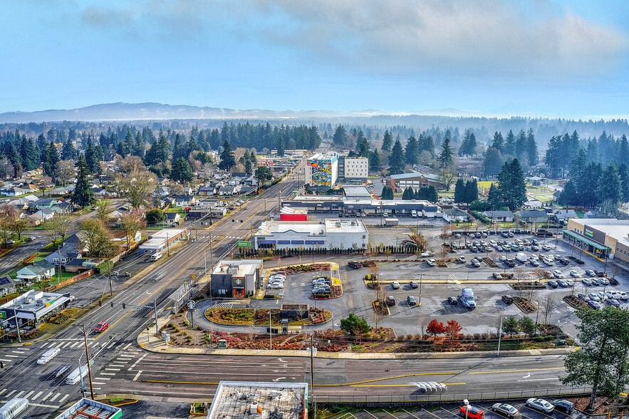 More Photos Of 2825 E Fourth Plain Blvd, Vancouver Freestanding For Lease