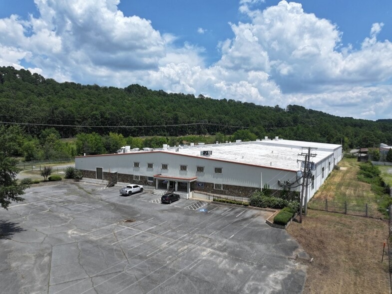 More Photos Of 8328 Macarthur Dr, North Little Rock Manufacturing For Lease