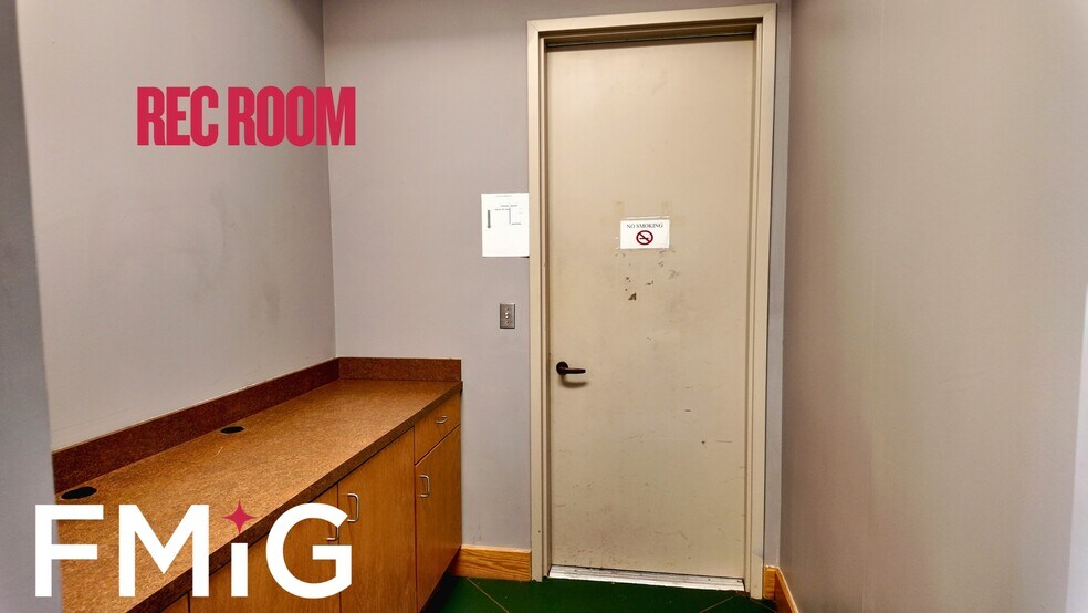 More Photos Of 2525 N Palafox St, Pensacola Medical For Lease
