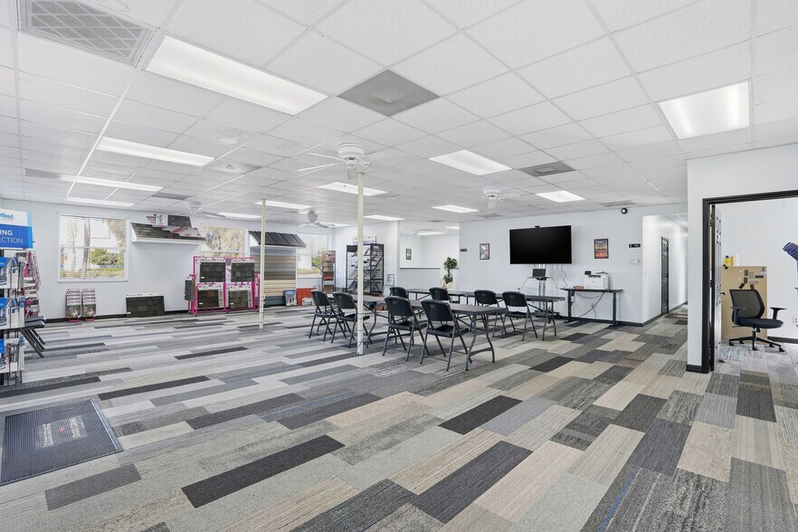 More Photos Of 3301 Del Prado Blvd S, Cape Coral Office For Sale