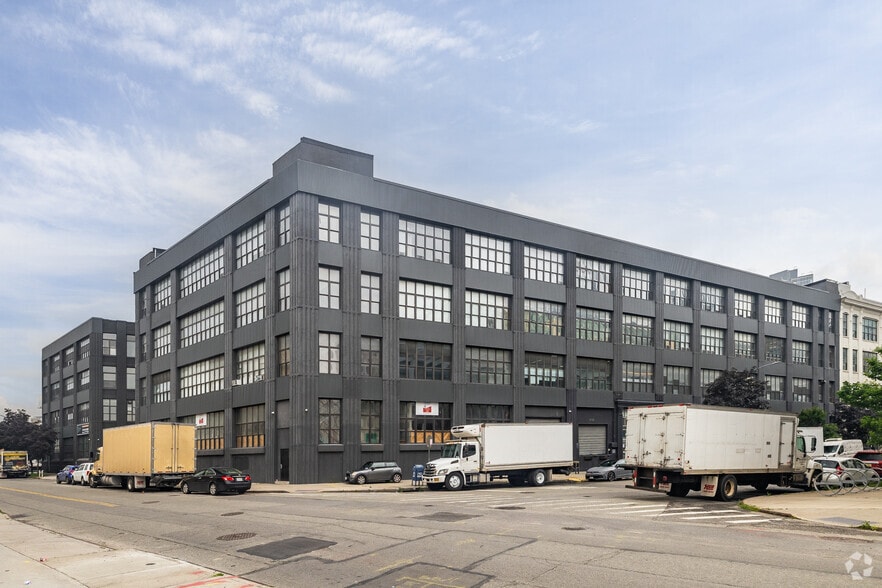 More Photos Of 47-32 Austell Pl, Long Island City Warehouse For Lease