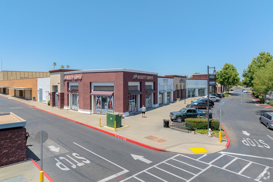 More Photos Of 5901 Florin Rd, Sacramento Unknown For Lease