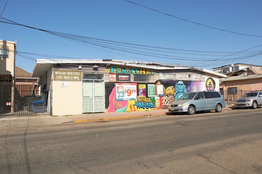 More Photos Of 701 N Fickett St, Los Angeles Apartments For Sale